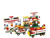 купить Игровой конструктор SLUBAN 730725 / M 38 B 2600, Автозаправка (435 деталей)
