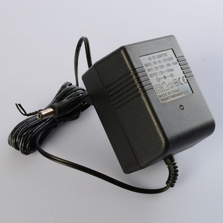 фото Зарядное устройство 12V 1000mA M 4140-CHARGER к машине M 4140