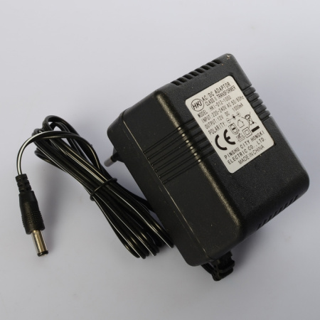 фото Зарядное устройство 12V 1000mA M 4158-CHARGER для машины M 4158