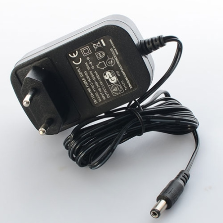 фото Зарядное устройство 653BR-15V800MAH-CHARGER для электромобиля 653BR