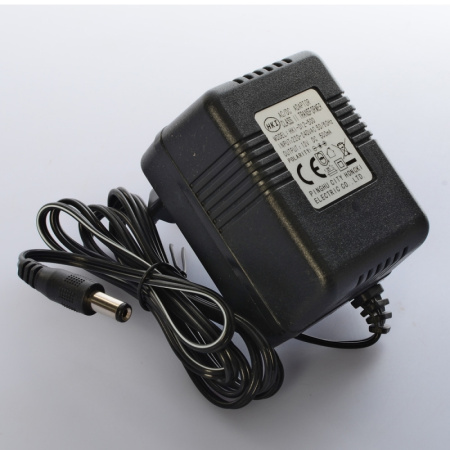 фото Зарядное устройство 12V 500mA JJ2164-CHARGER для джипа JJ2164