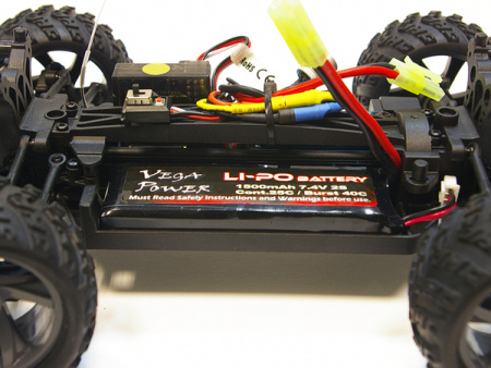 фото Радиоуправляемая модель Монстр 1:18 Himoto Mastadon E18MTL Brushless (черный)
